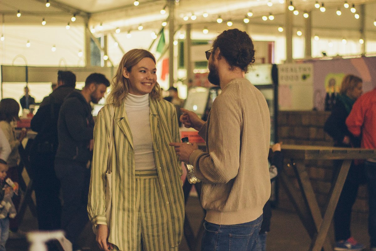 Говорят, Кураж соединяет одинокие сердца... 