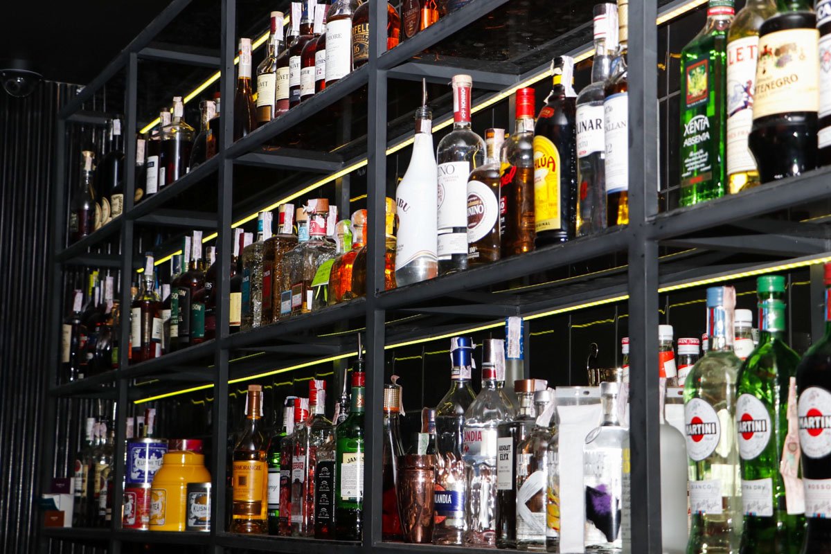 Бар тут покруче, чем в некоторых заведениях столицы