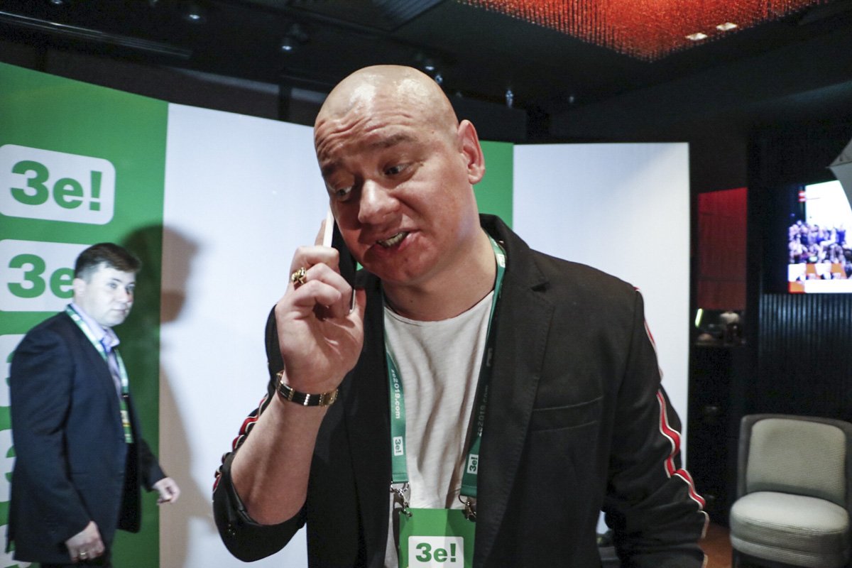 Евгений не в POHUY:)