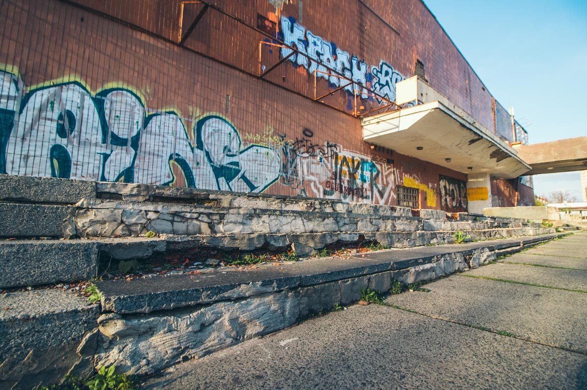 В тендере на Prozorro указано, что победитель аукциона должен будет выполнить не только реставрационные работы