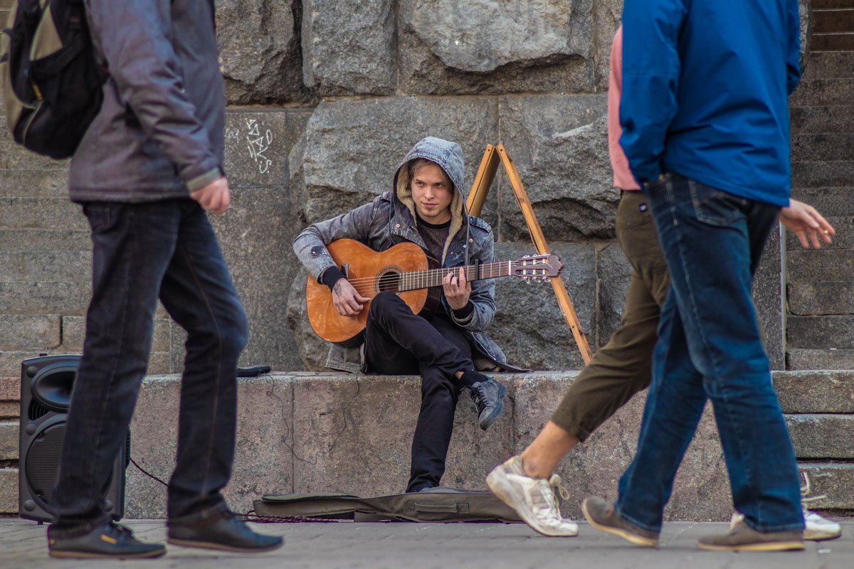 И в заключение - идеальное утро должно дополняться хорошей музыкой. Очень надеемся, что парень играет только такую И в заключение - идеальное утро должно дополняться хорошей музыкой. Очень надеемся, что парень играет только такую