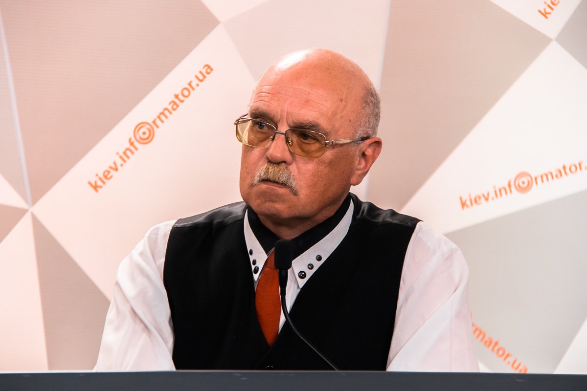 Александр Щоголев добавил, что смена власти может положительно повлиять на остановку аферы на Донбассе Александр Щоголев добавил, что смена власти может положительно повлиять на остановку аферы на Донбассе