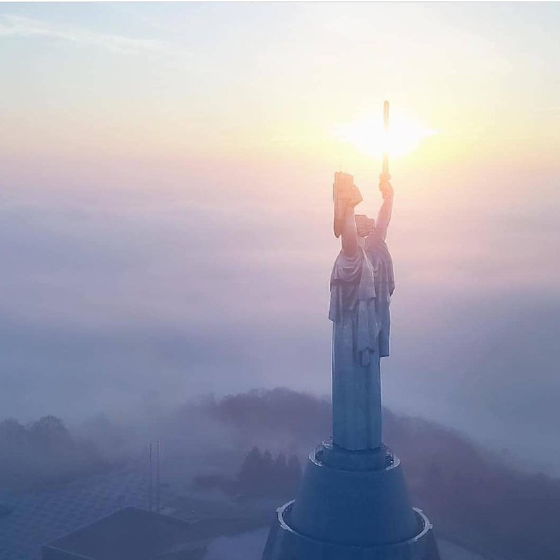 Самые прекрасные виды открываются на рассвете с высоты птичьего полета. Фото: kyiv.today.ua