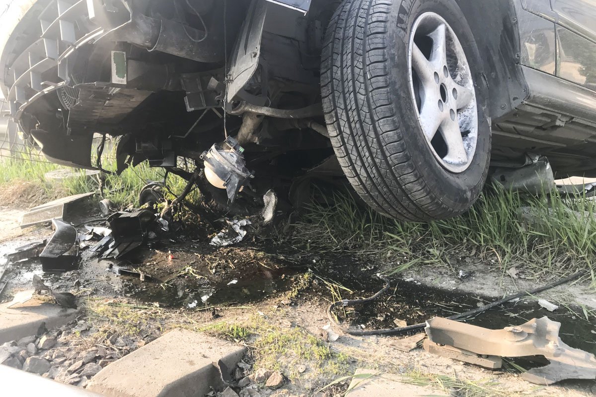 Из-за аварии остановилось движение скоростного трамвая