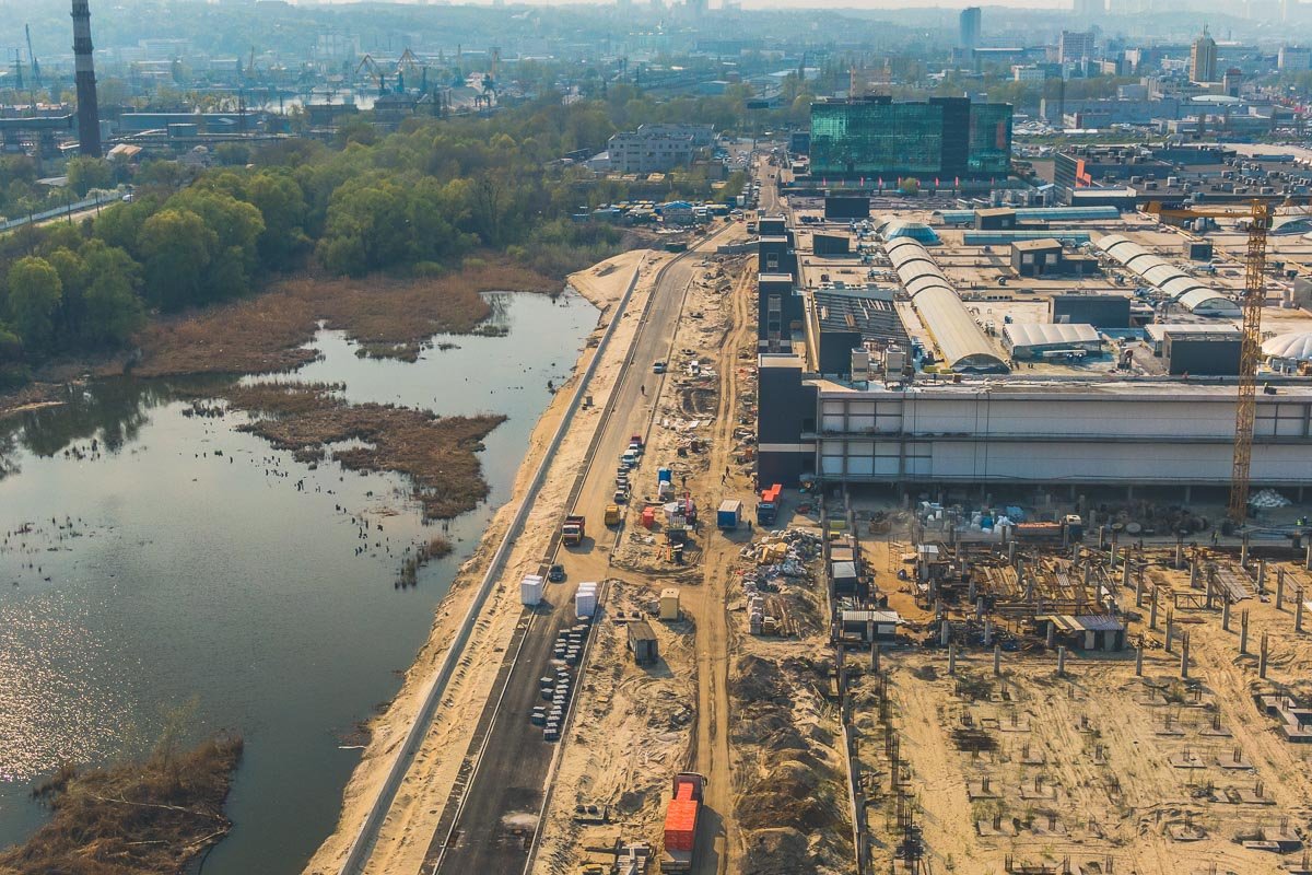 Ведь, по словам Константина Богатова, заказчик строительства до сих пор не выявлен