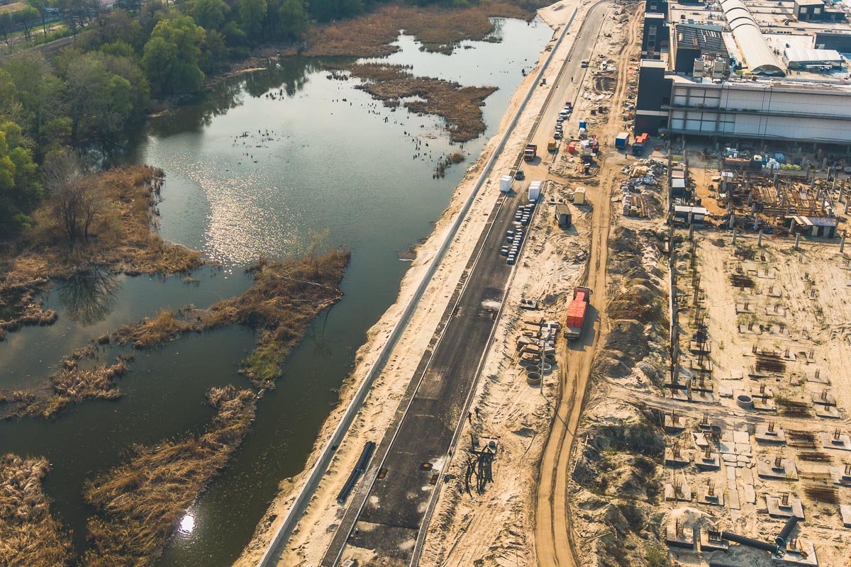 На картах Киева есть река Почайна