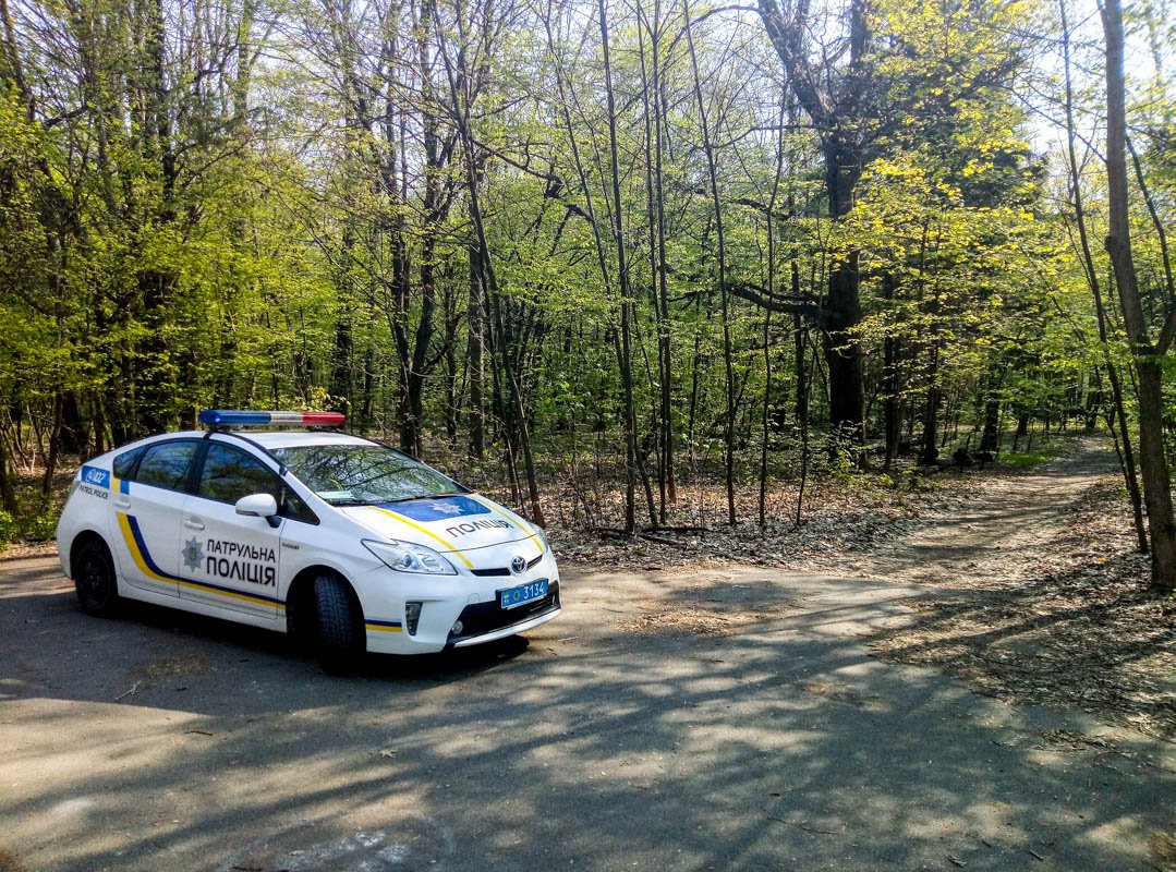 В Киеве на территории ВДНГ нашли труп молодого парня