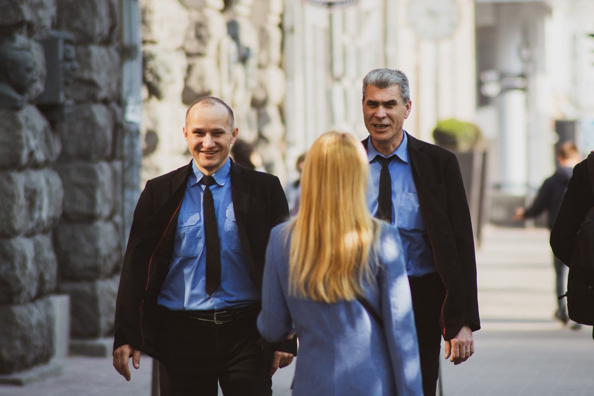 Киев светится не только от солнышка, а и от улыбок вокруг Киев светится не только от солнышка, а и от улыбок вокруг