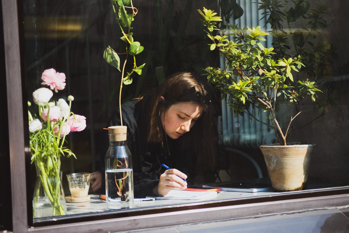 Вы тоже мечтаете работать в модных кафешках, а не офисах? Вы тоже мечтаете работать в модных кафешках, а не офисах?