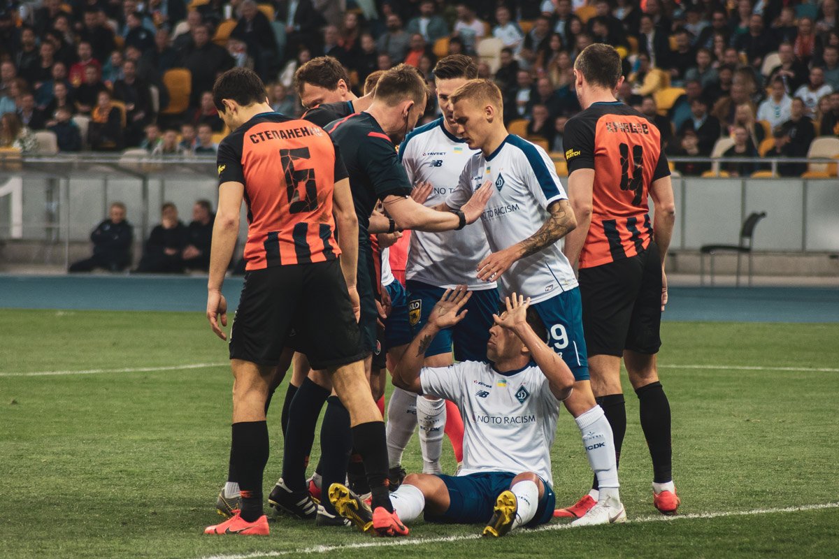 Конечно же, в матчах с участием этих команд никогда не обходится без стычек