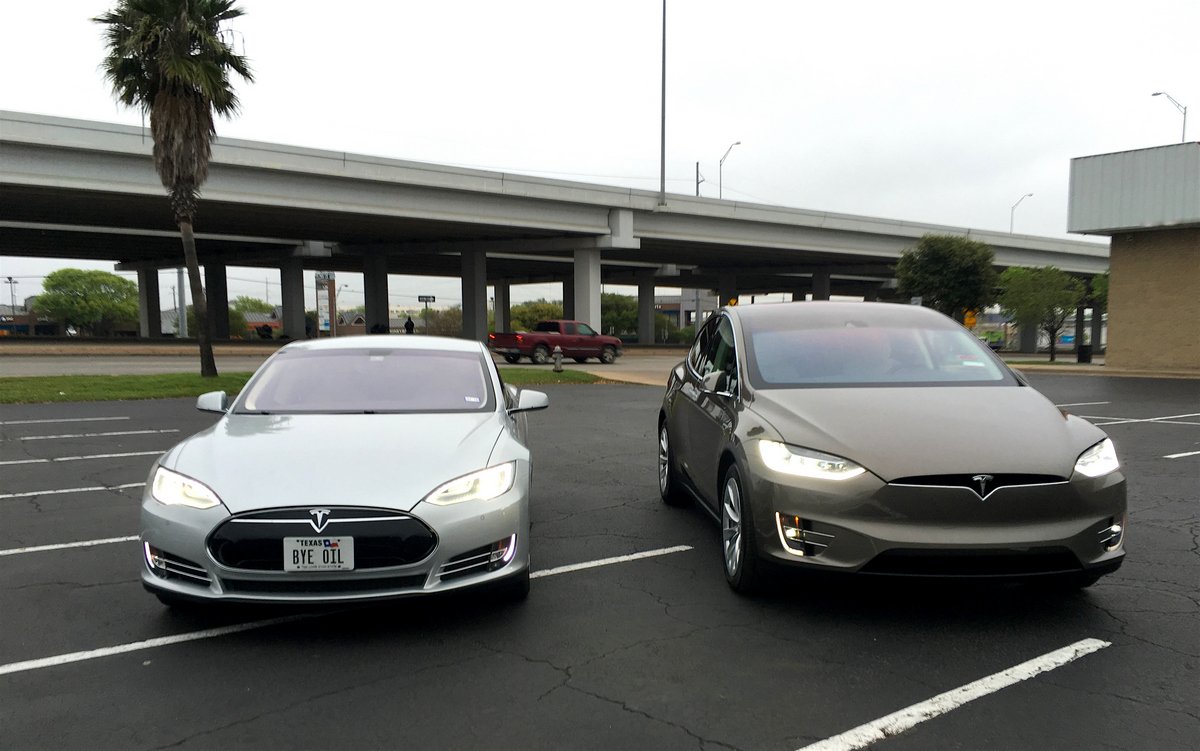 Сразу две модели Tesla получили апгрейд - увеличенный пробег