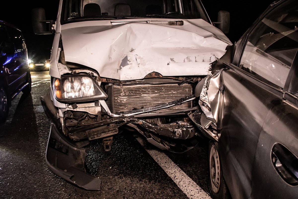 Из-за аварии пострадал водитель Lanos Из-за аварии пострадал водитель Lanos