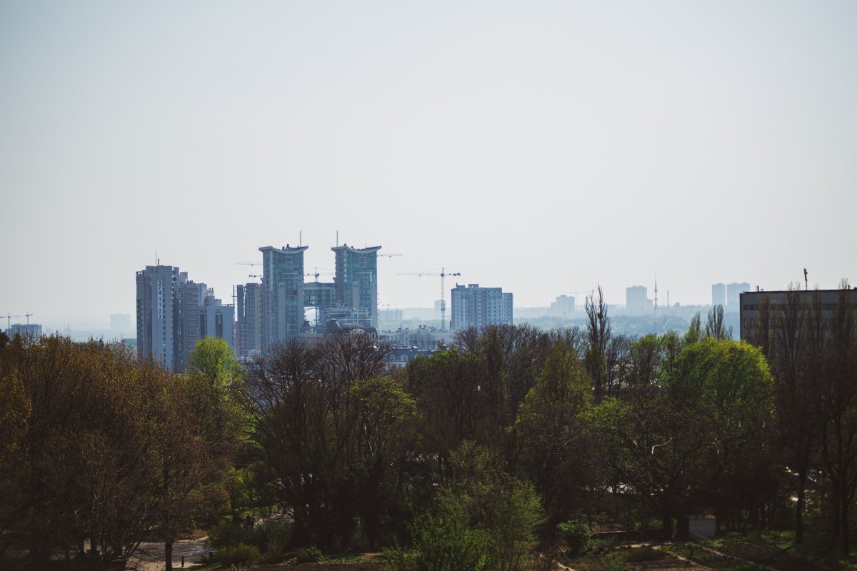 Взгляд на два мира: бетонный и натуральный