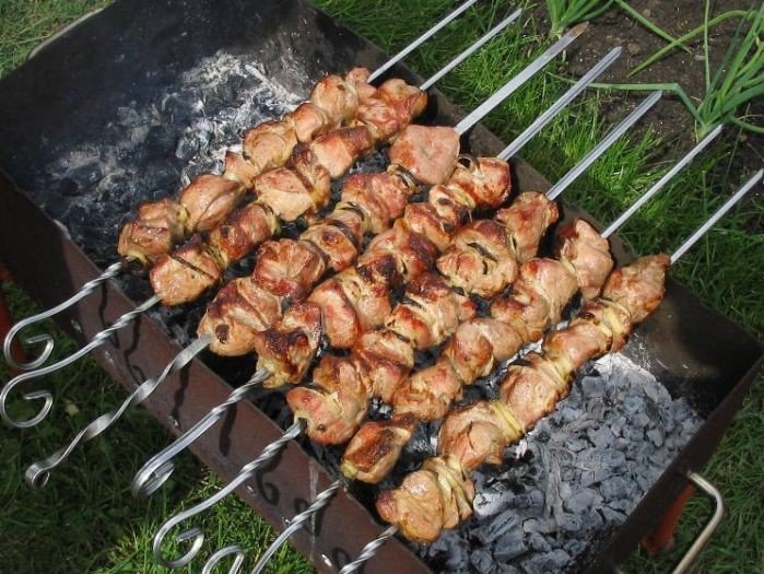 Шашлык из свинины - вкусная классика!