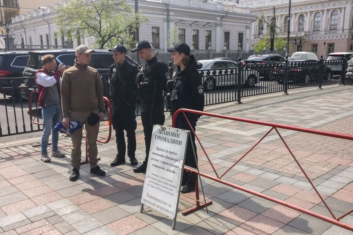 В Верховной Раде ищут бомбу: что там происходит сейчас 2