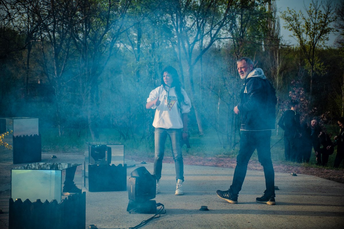 Исполнительница поделилась, что в ее сердце хранится невыносимая боль за тех, кто погиб и пострадал во время трагических событий на ЧАЭС