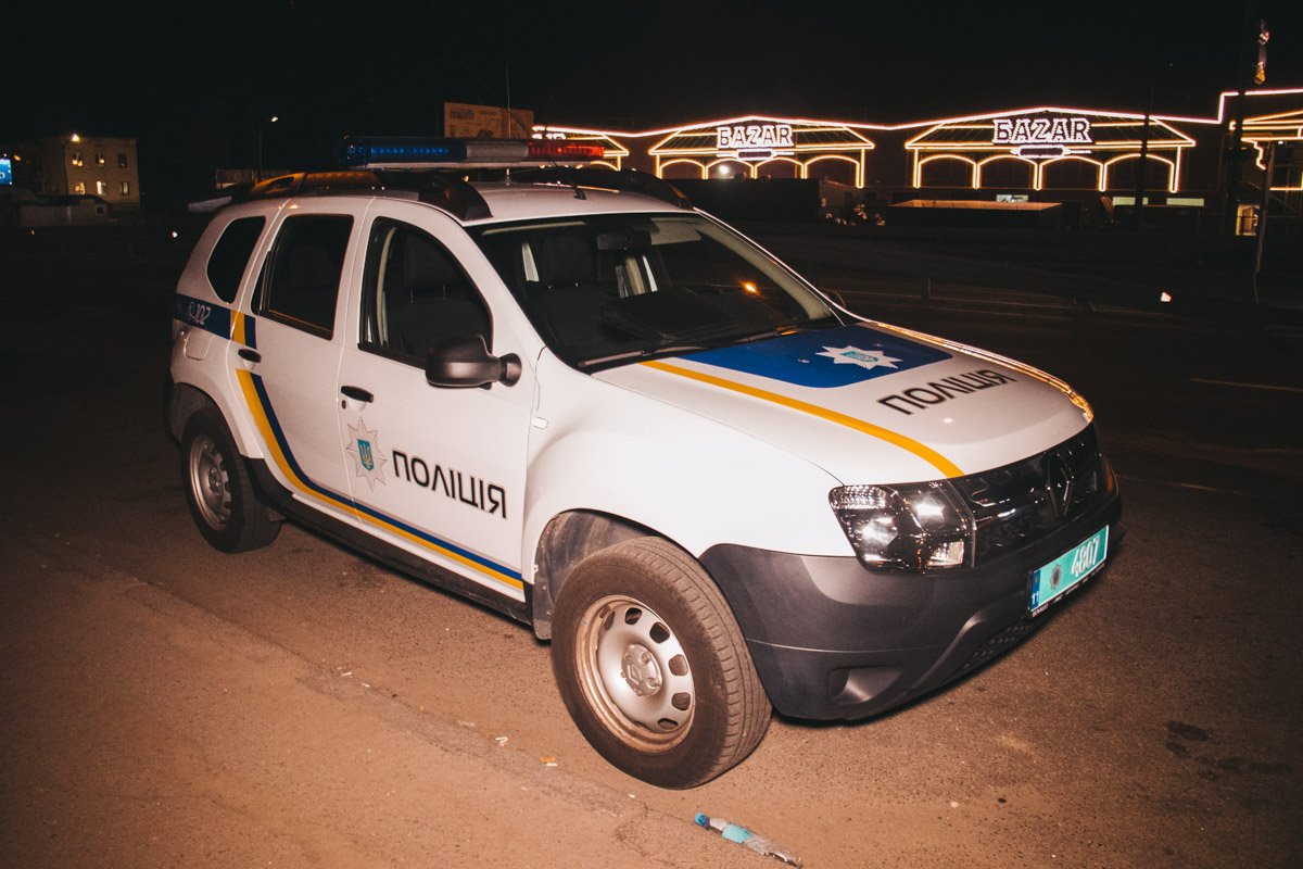 Полиции об этом сообщила девушка, которая увидела мужчину в последние минуты его жизни