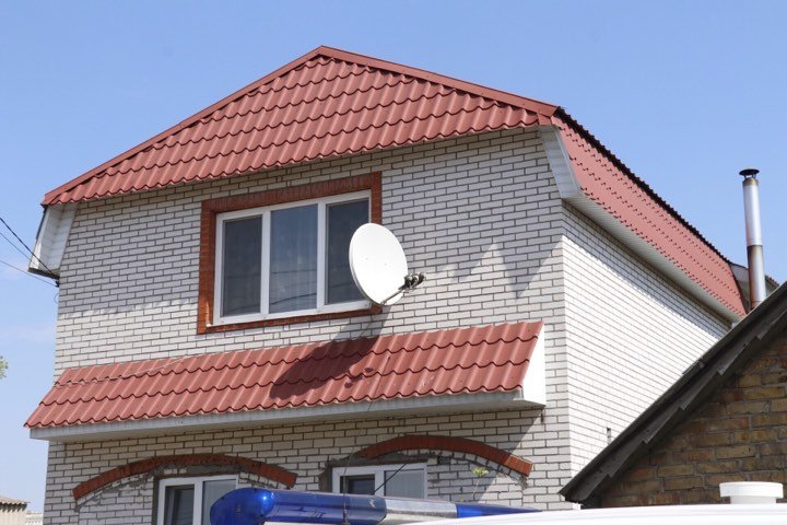 В субботу, 27 апреля, в Киеве мужчина грузинской внешности обстрелял дом в частном секторе на улице Радосинской, 60