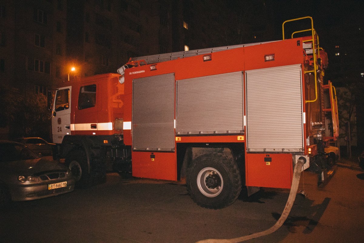 В Киеве в квартире жилого дома по адресу улица Вишняковская, 9, прогремел взрыв