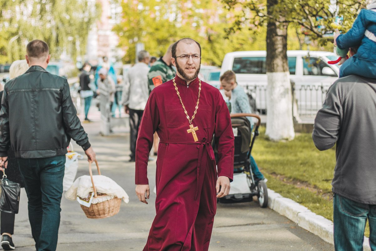 Впереди еще много освящений пасхальных корзинок