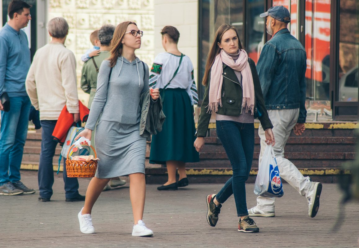 Не время грустить Не время грустить