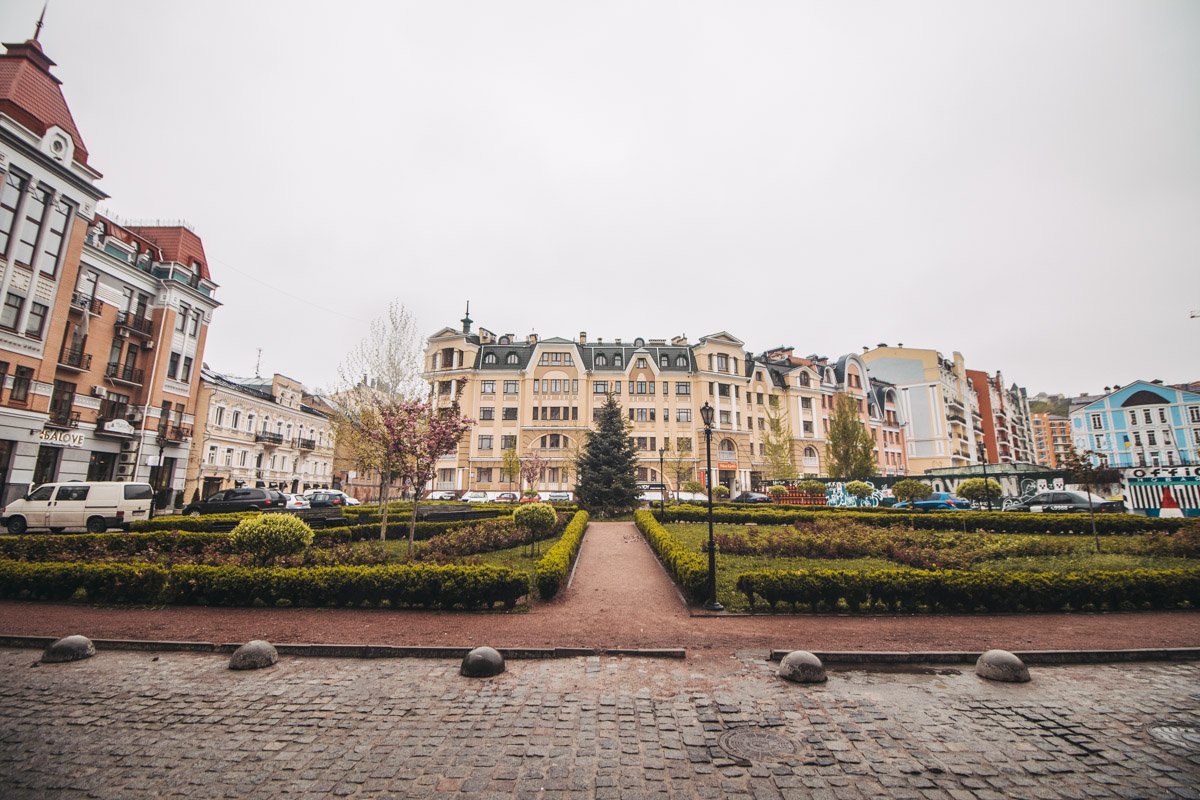 А как вот такая картина, от которой в голове возникает одно слово - "бюргерская". Ну или просто идиллически-германская