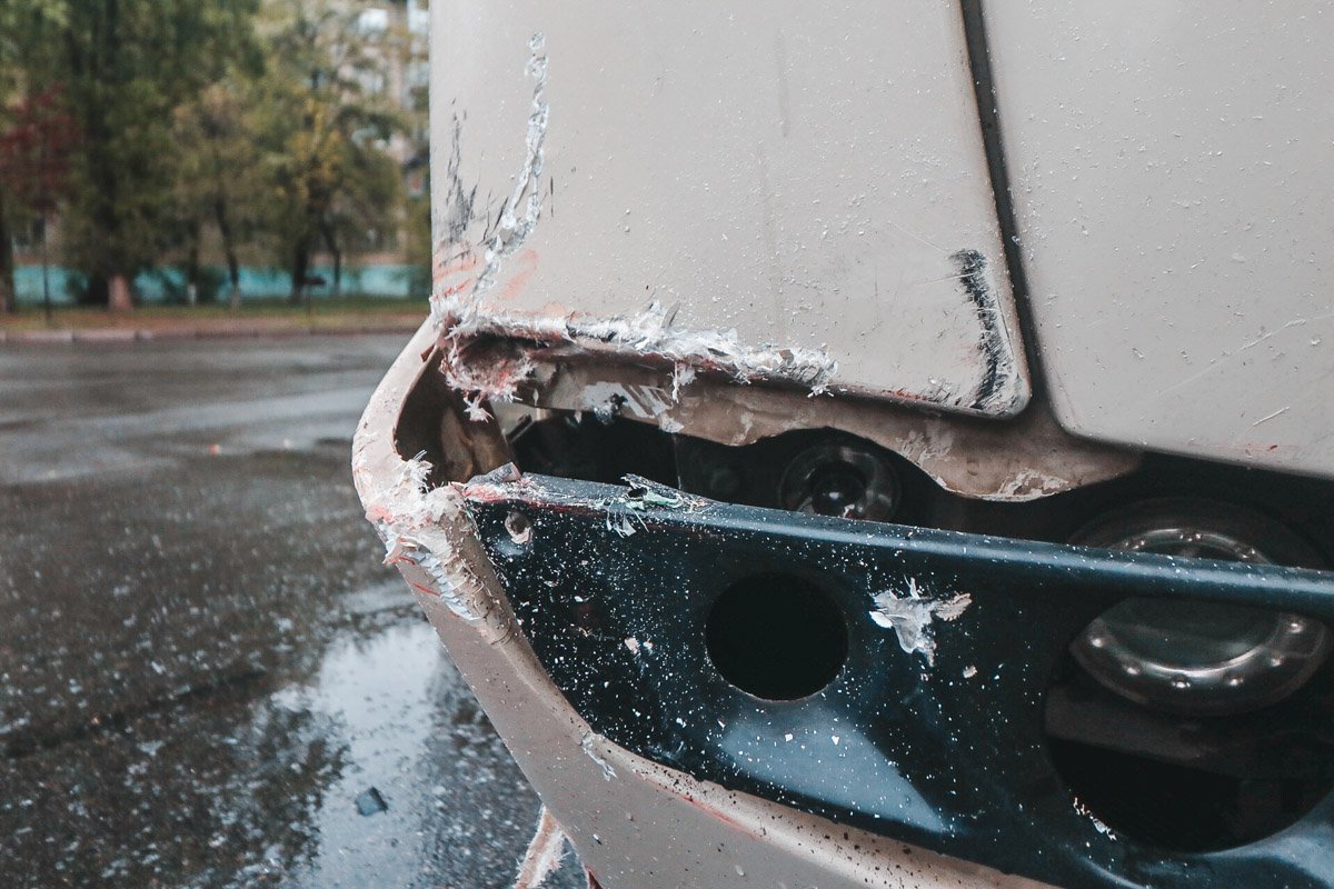 Медики оказали первую помощь пострадавшим, после чего госпитализировали их в разном состоянии Медики оказали первую помощь пострадавшим, после чего госпитализировали их в разном состоянии