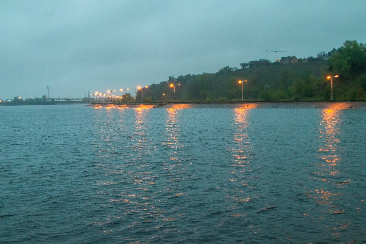 С приходом рассвета Киев и его окрестности по своему прекрасны