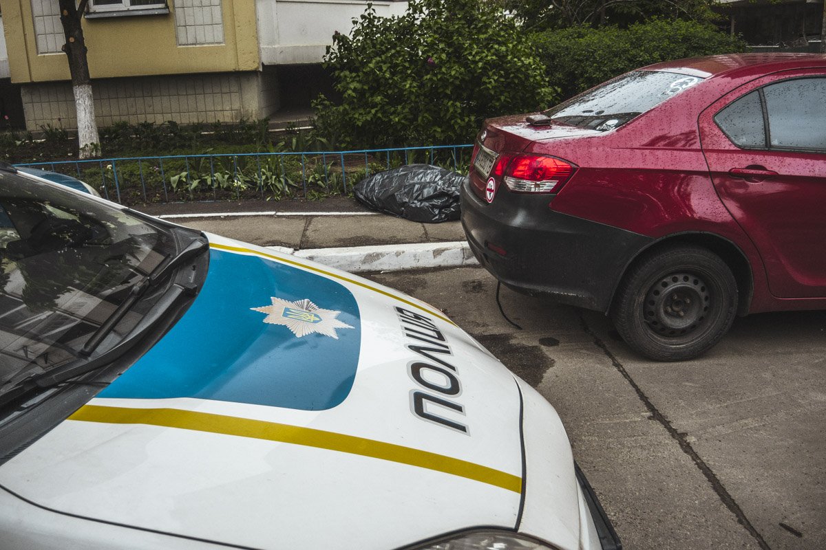 Вызов на линию экстренных служб поступил около 07:40 Вызов на линию экстренных служб поступил около 07:40
