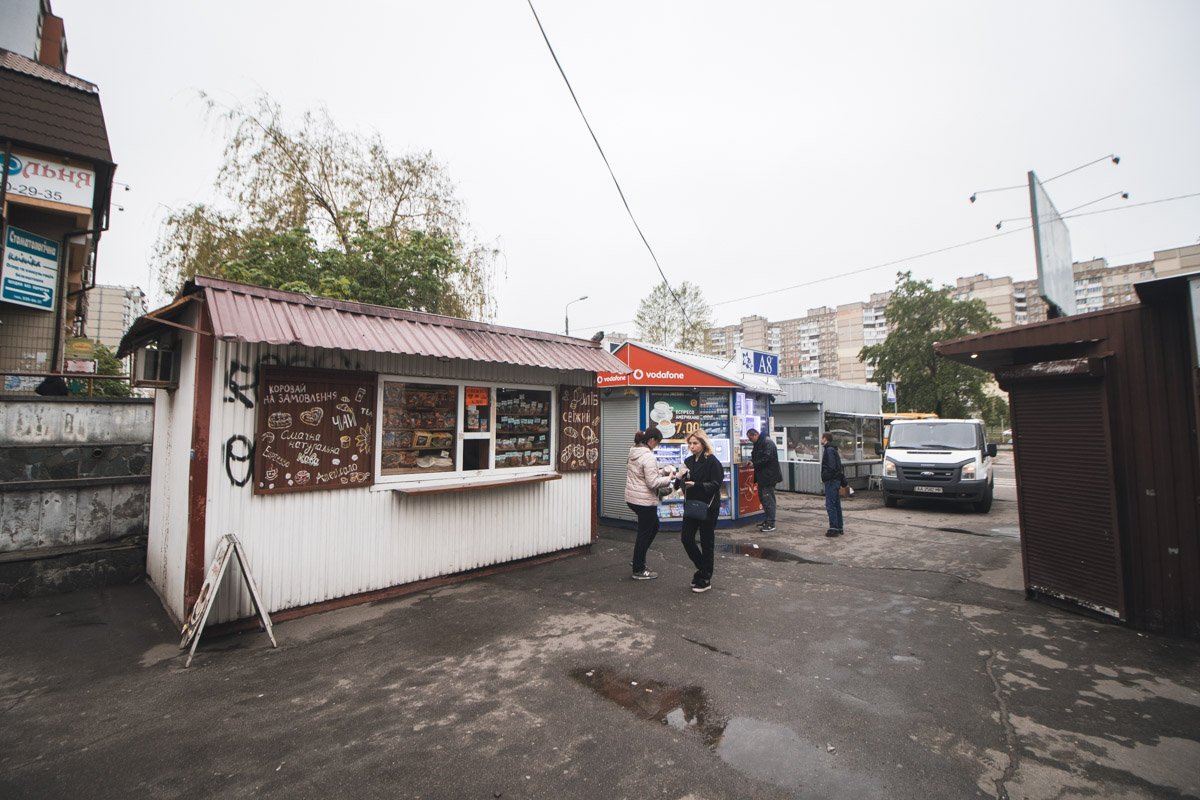 Возможно, когда-то тут будет скверик или клумба