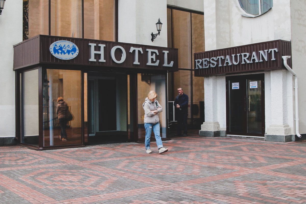 Из здания начали эвакуацию постояльцев