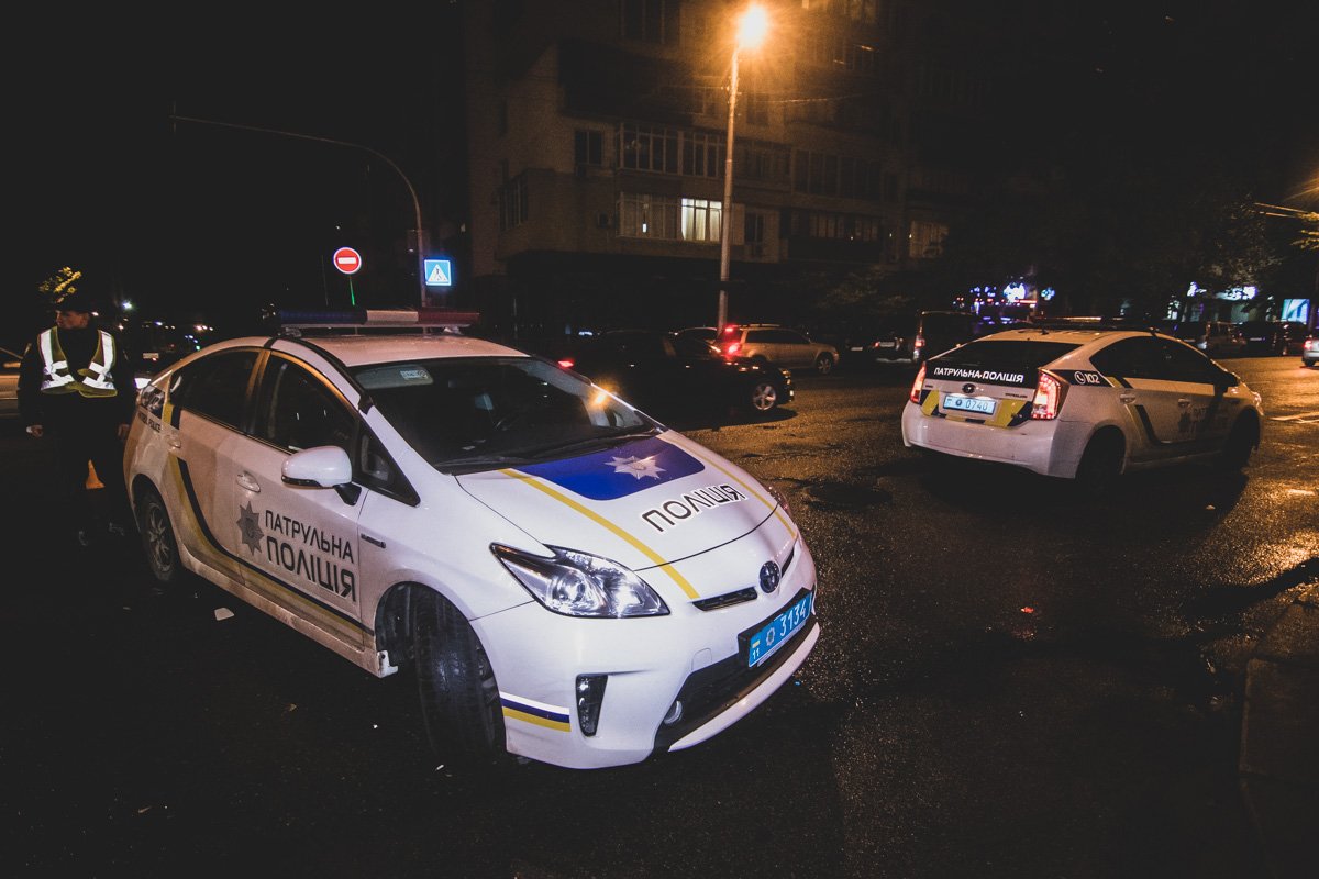 На месте работали несколько нарядов патрульной полиции