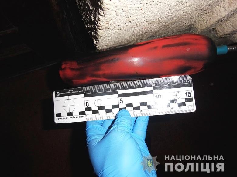 Звонок он совершил через таксофон на Большой Васильковской 