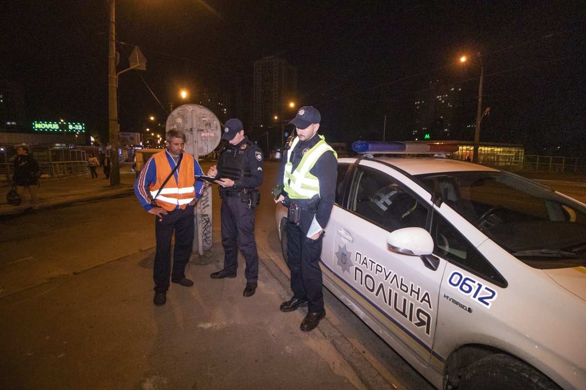 По словам водителя Renault, он двигался не превышая скорость, о пешеходном переходе знал