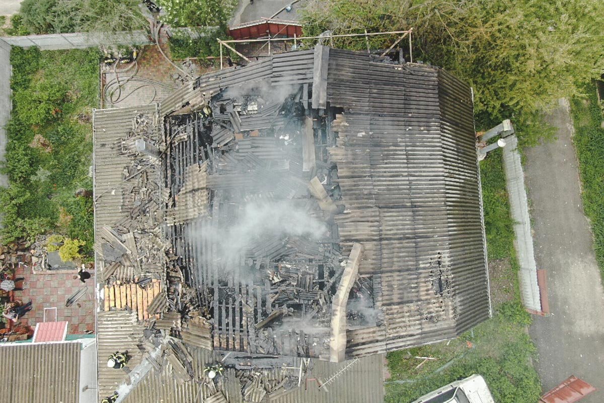 Перед началом пожара местные жители слышали хлопок