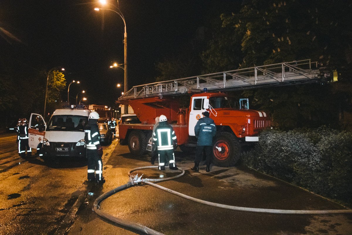 Возгорание произошло в квартире, расположенной на втором этаже жилого дома