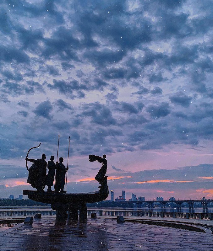 Все оттенки синего. Фото: @stacyfromars