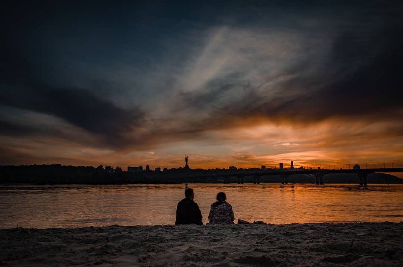 Поговорим вдвоем, помолчим с городом. Фото: @p_belskyi