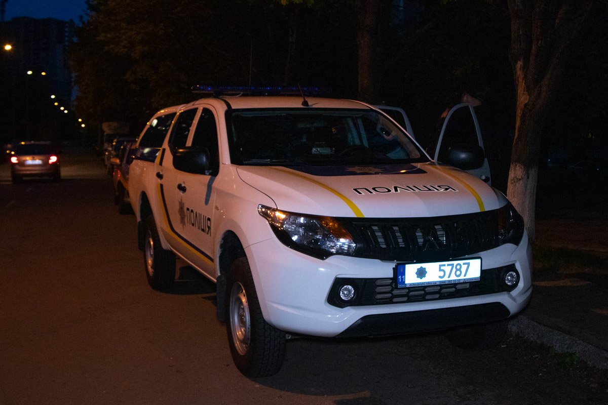 В воскресенье, 5 мая, в Святошинском районе Киева массово «минировали» жилые многоэтажные дома