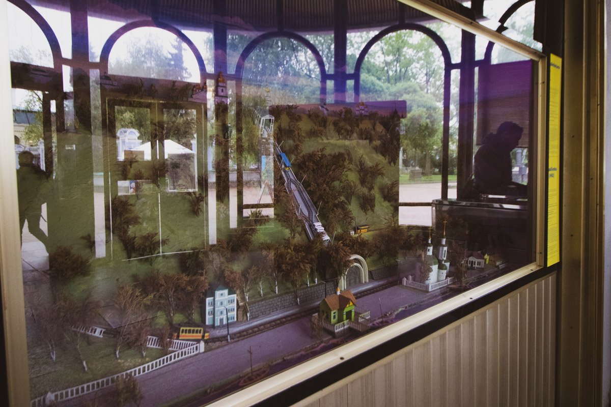 Его торжественно открыли 7 мая 1905-го, а уже 8 мая начались регулярные перевозки пассажиров