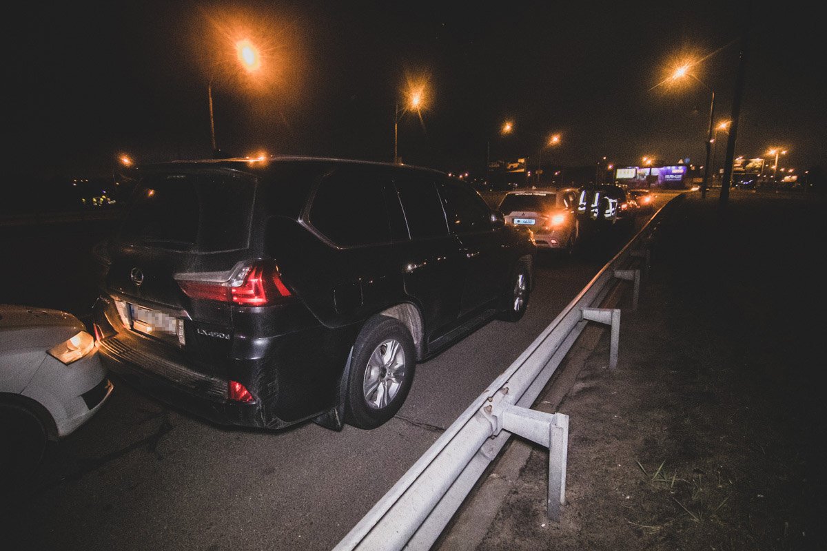 На Северном мосту произошло тройное ДТП 