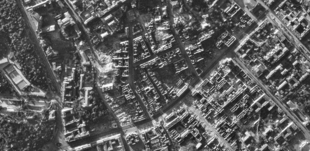 Радиоуправляемые взрывные устройства советские войска заложили под инфраструктурные объекты и дома Радиоуправляемые взрывные устройства советские войска заложили под инфраструктурные объекты и дома