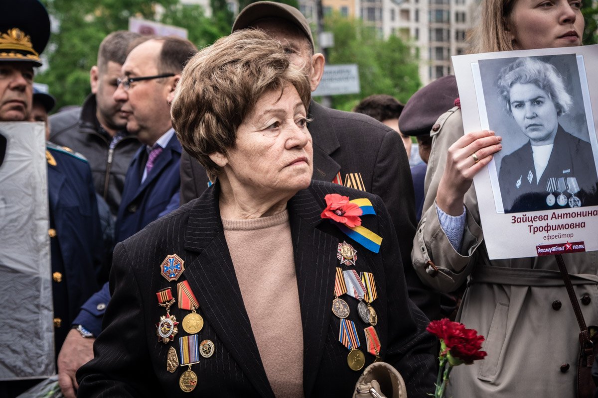 От станции метро «Арсенальная» к Парку Вечной славы прошло массовое шествие “Никто не забыт, ничто не забыто” От станции метро «Арсенальная» к Парку Вечной славы прошло массовое шествие “Никто не забыт, ничто не забыто”