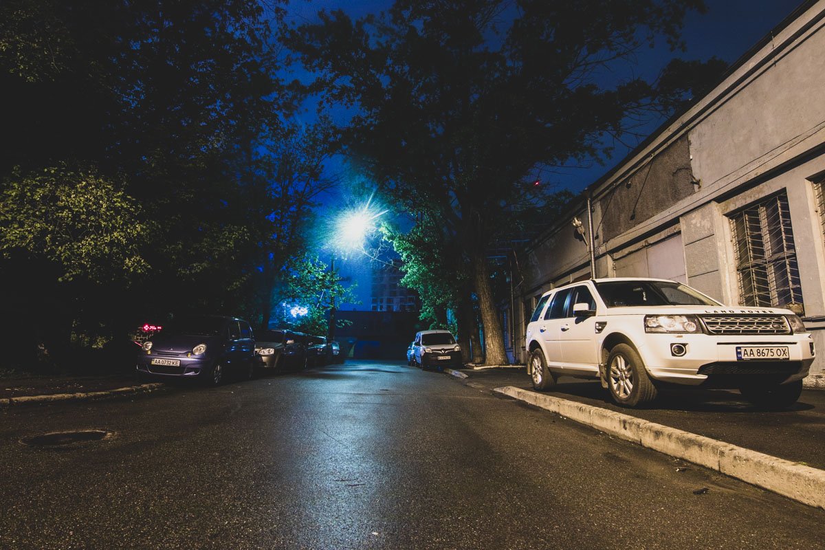 Улица Патрирха Мстислава Скрипника пролегает от улицы Митрополита Василия Липковского до улицы Георгия Кирпы и имеет протяженность 1,2 километра Улица Патрирха Мстислава Скрипника пролегает от улицы Митрополита Василия Липковского до улицы Георгия Кирпы и имеет протяженность 1,2 километра