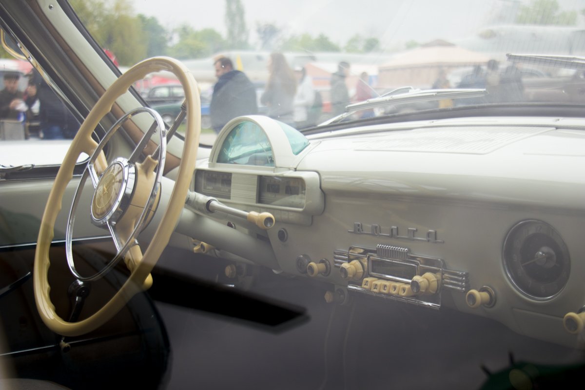 В Киеве проходит ретро-фестиваль, где представлена техника прошлого века В Киеве проходит ретро-фестиваль, где представлена техника прошлого века