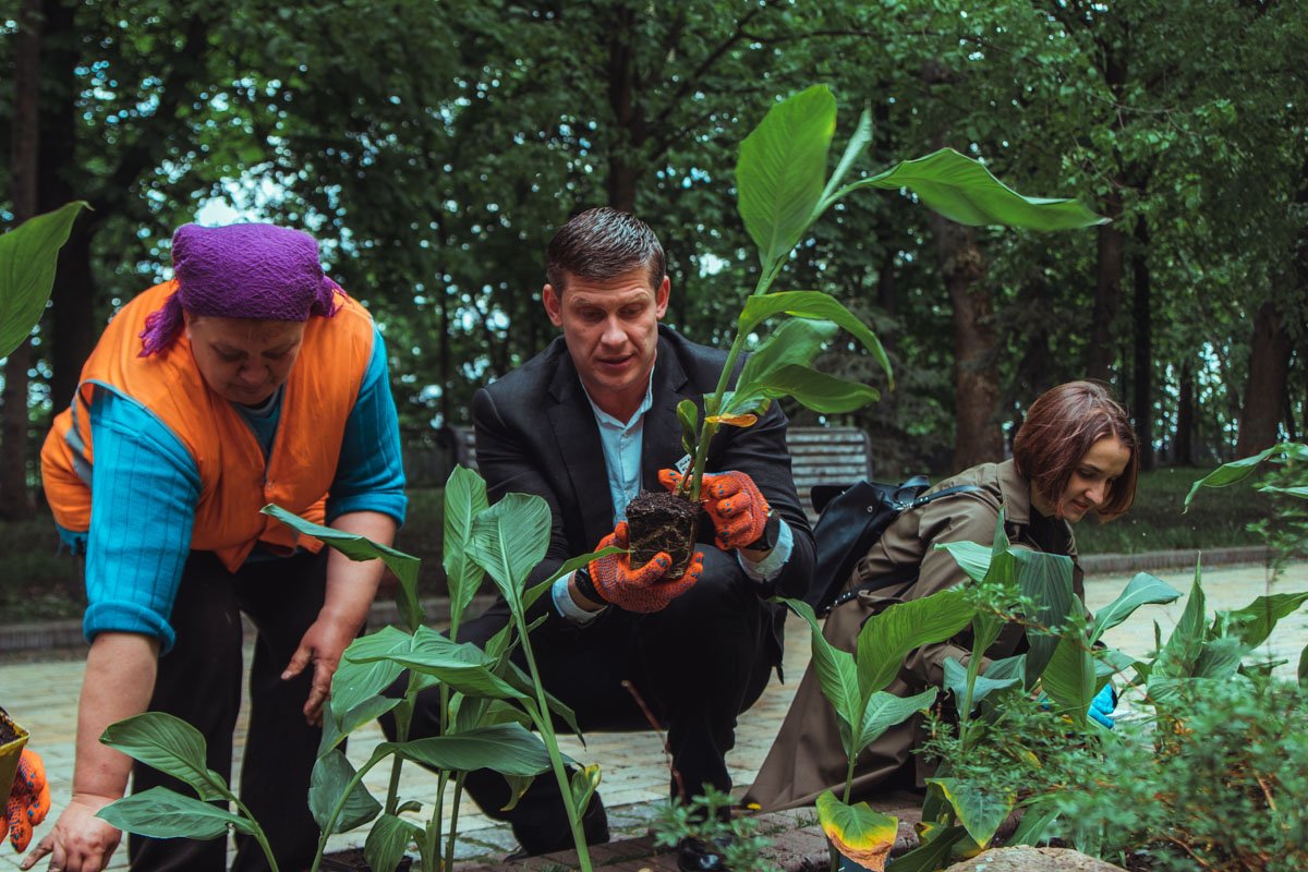 Мероприятие не было массовым, на нем побывали украинские актеры Римма Зюбина, которая является одним из организаторов, Ахтем Сейтаблаев и Алексей Тритенко