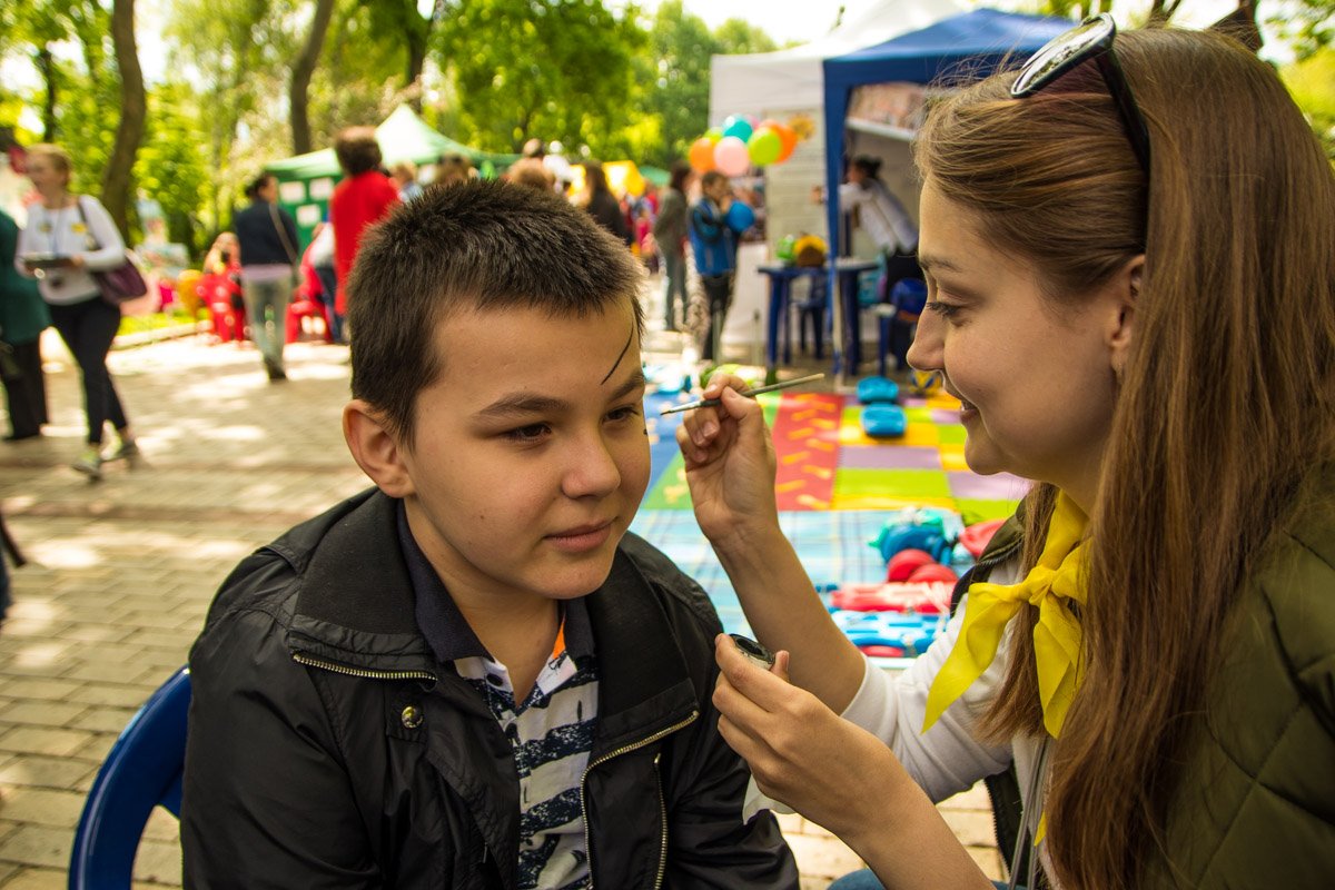 Давай разукрасим этот день вместе! Давай разукрасим этот день вместе!