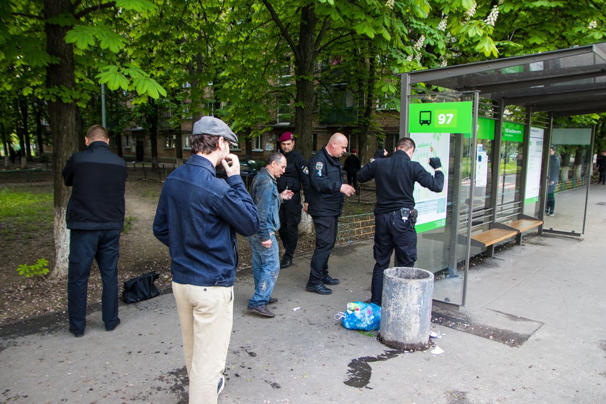 11 мая в Киеве по адресу бульвар Академика Вернадского, 65 произошла драка 11 мая в Киеве по адресу бульвар Академика Вернадского, 65 произошла драка