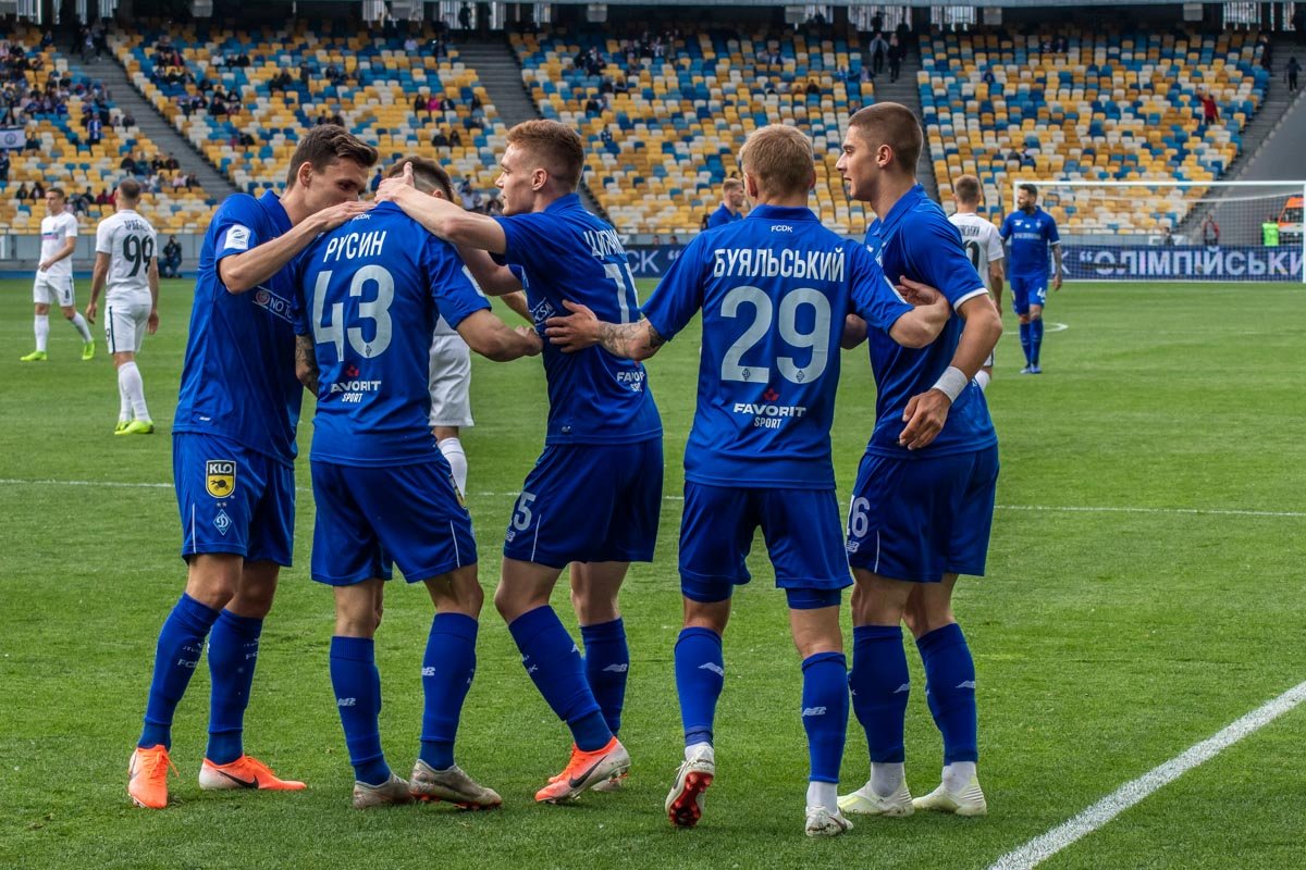 На 11 минуте встречи Русин открыл счет в матче, подставив ногу под прострел Цыганкова