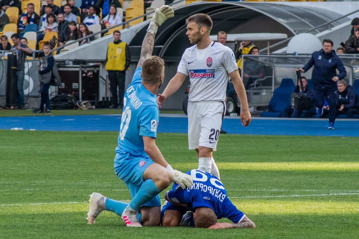 Момент травмы Буяльского, в котором Виталий сломал ребро